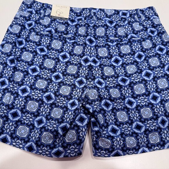 Talbots Weekend Twill Shorts in a Purple/Peri Medallion Print, Sz 6P - Picture 2 of 6